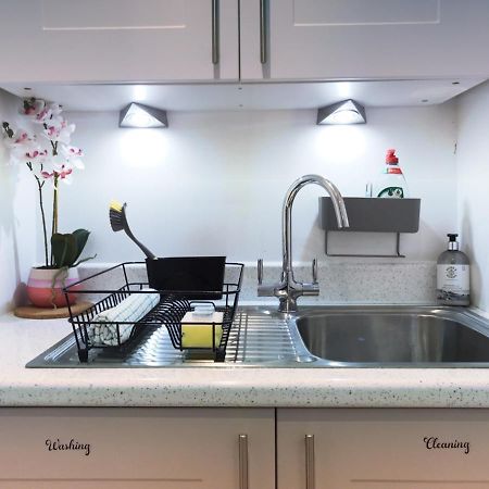 Gild House 2-Bedroom Apartment Close To Town Centre Bournemouth Eksteriør billede